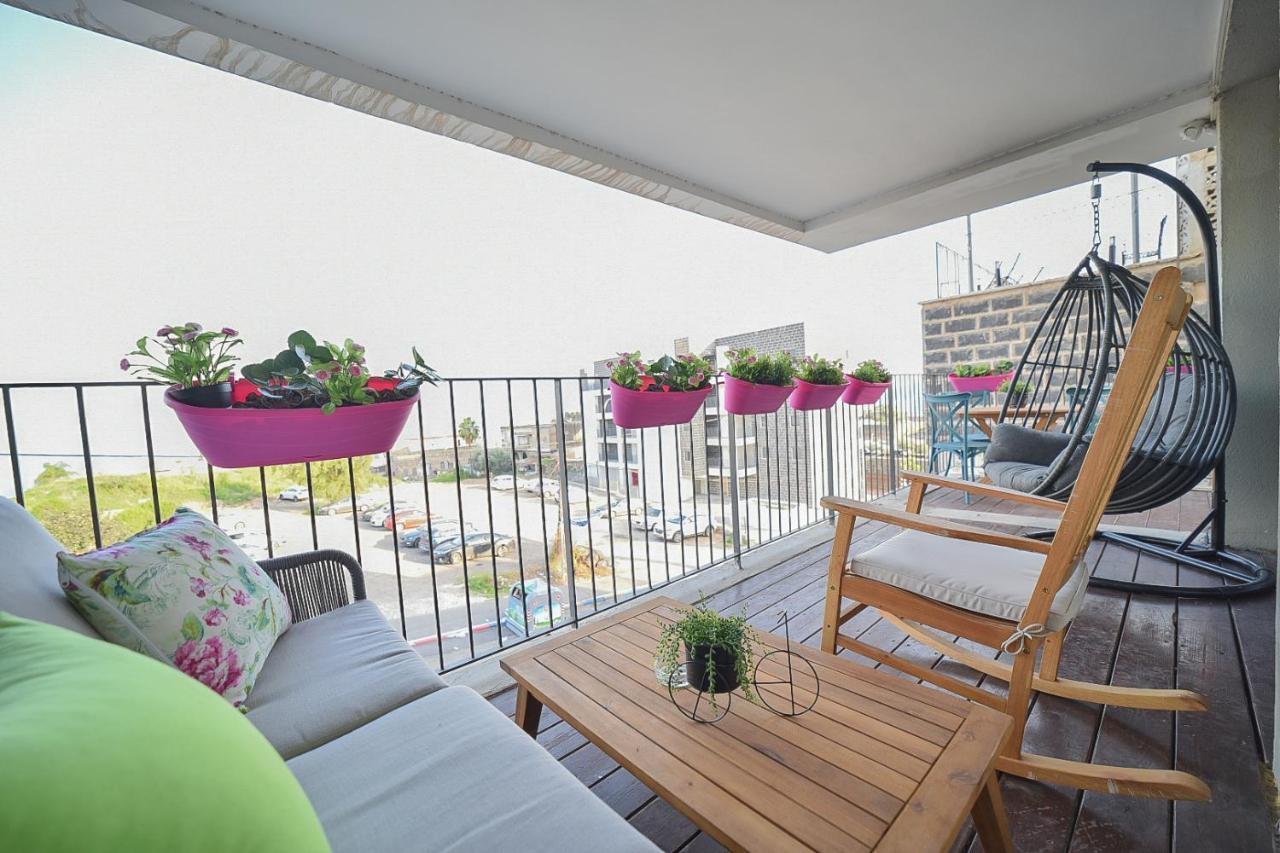 Yalarent Migdalor Boutique Apartments With Sea Views Тверия Экстерьер фото