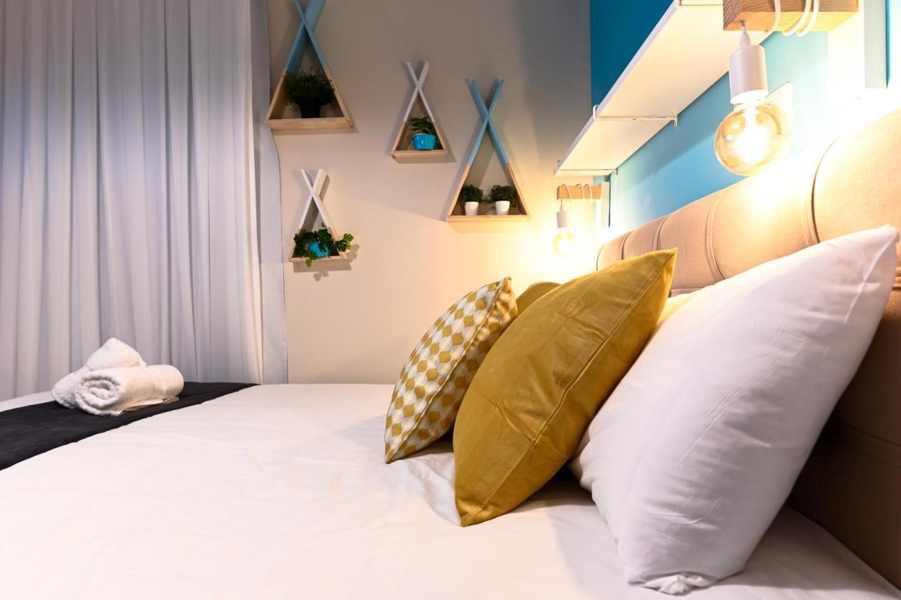 Yalarent Migdalor Boutique Apartments With Sea Views Тверия Экстерьер фото