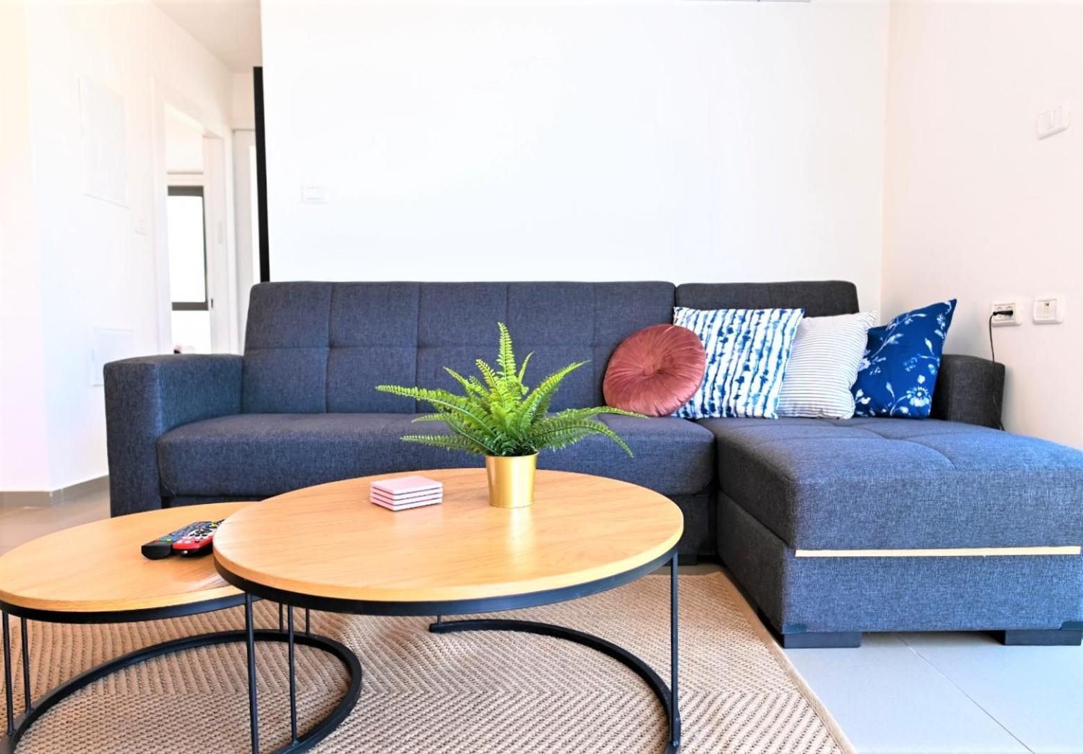 Yalarent Migdalor Boutique Apartments With Sea Views Тверия Экстерьер фото