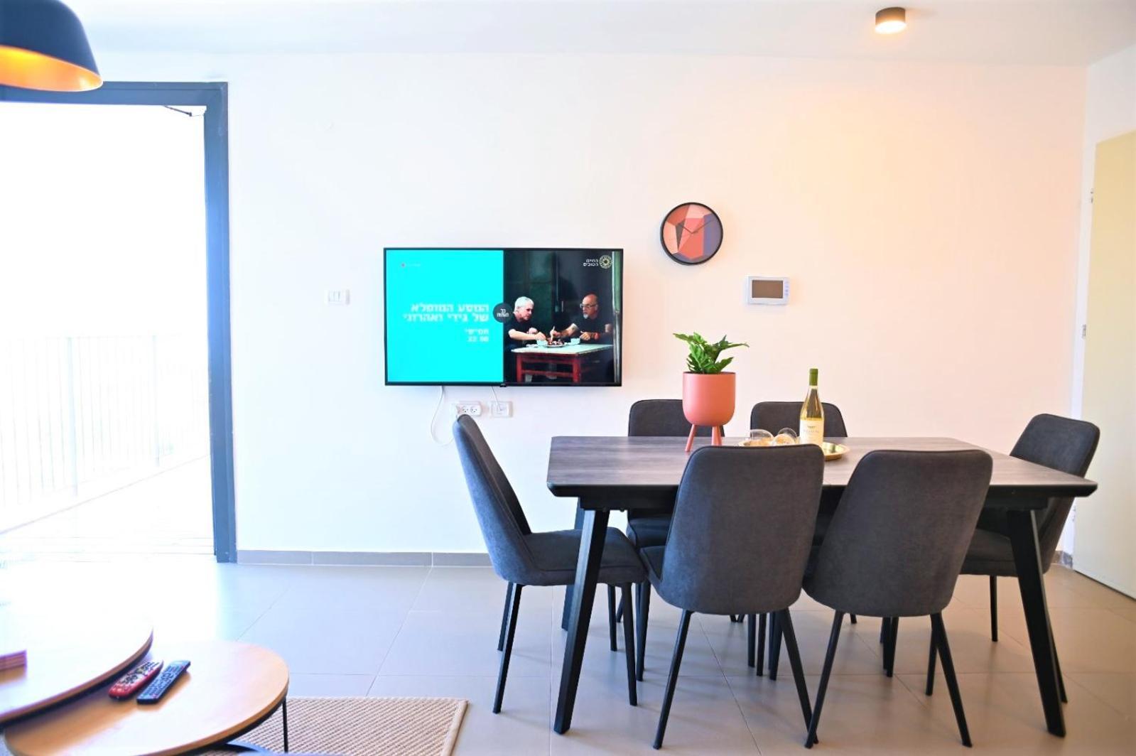 Yalarent Migdalor Boutique Apartments With Sea Views Тверия Экстерьер фото