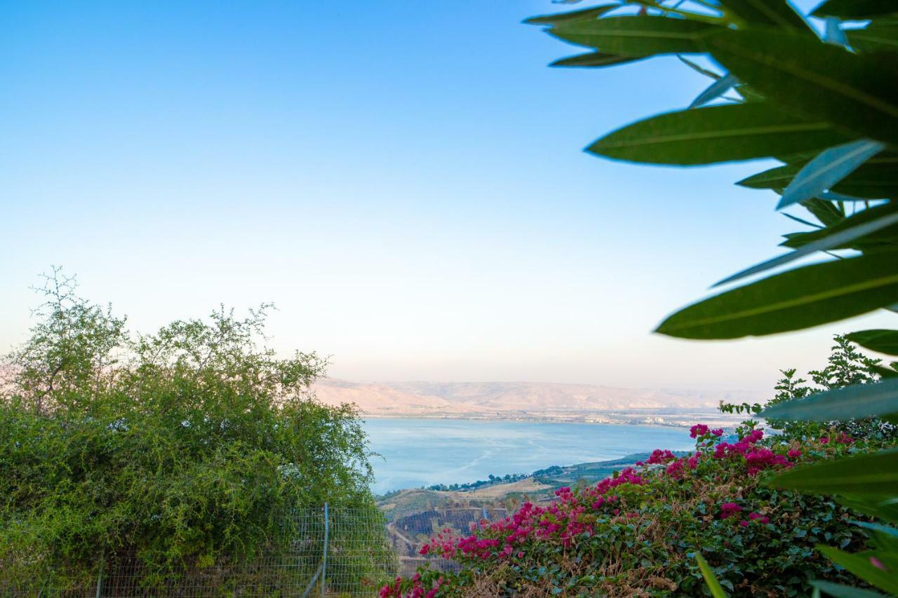 Yalarent Migdalor Boutique Apartments With Sea Views Тверия Экстерьер фото